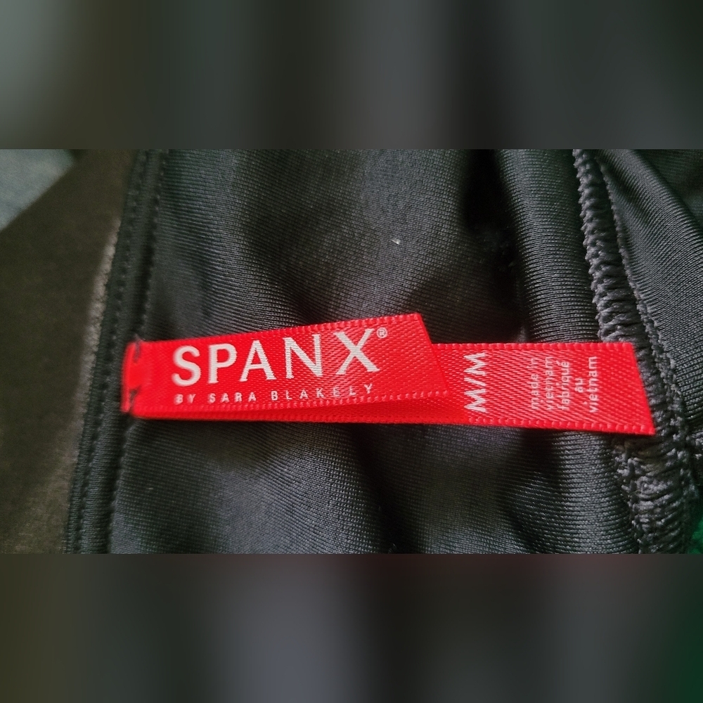 Spanx Faux Leather Leggings – Sleek, Flattering & Chic | XL - Picture 2 of 2